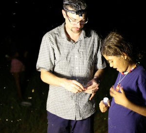Collecting flying insects at Quinkan community day (image credit S. Nally) 